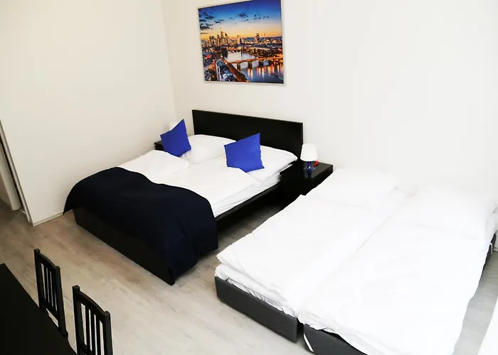 Main Frankfurt 3*